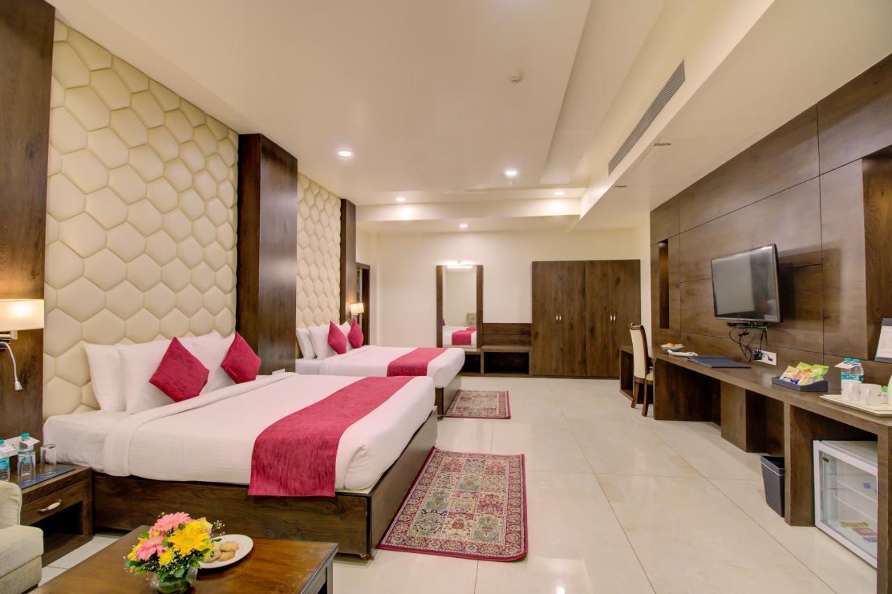 Cygnett Inn Trendz Itānagar エクステリア 写真